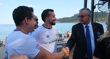 Kemer'de Sup Cup Yarışları Coşkulu Bir Başlangıç ​​Yaptı