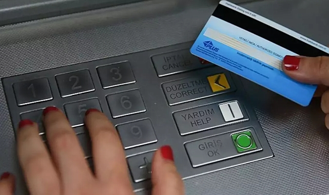 ATM'lerde Yeni Güvenlik Dönemi: Tahmin Edilebilir Şifreler Yasaklandı, Israrcı Kullanıcıların Kartları Bloke Edilecek