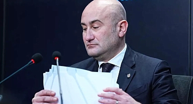 Hüseyin Yücel, Beşiktaş'ta Önemli Bir Hamleye İmza Attı: Fenerbahçe Derbisi Öncesi Maaş Sorunu Çözüldü