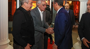 CHP Genel Başkanı Özgür Özel, Ahmet Türk'ü Ziyaret Etti