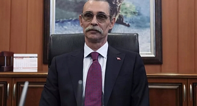 Erdal Beşikçioğlu Belediye Başkanlığı ve Oyunculuğu Bir Arada Sürdürecek: Tartışmalar Büyüyor!