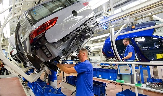 Honda ve Nissan Arasındaki Birleşme Görüşmeleri Çıkmaza Girdi: Otomotiv Sektöründe Belirsizlik Hâkim