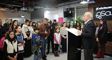 Küçükçekmece’de Sanatın Yansımaları: Genç Sanatçılar İlk Sergilerini Açtı