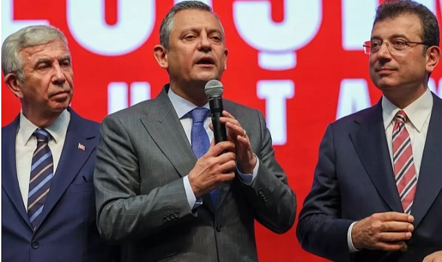 Özgür Özel'den Mansur Yavaş'ın