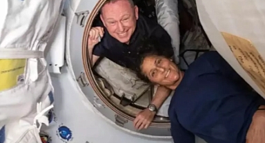 9 Aydır Mahsur Kalan Astronotlar, SpaceX'in Dragon Aracıyla Dünyaya Döndü