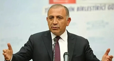Gürsel Tekin'den Yeni Siyasi Oluşum: Kararsızlar Partisi Geliyor