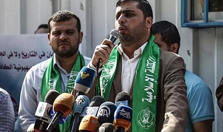 İsrail’in Gazze’ye Saldırılarında Hamas Sözcüsü Abdullatif el-Kanu Hayatını Kaybetti