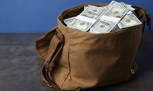 Mercedes-Benz’den Çalışanlarına Dev Tazminat Teklifi!