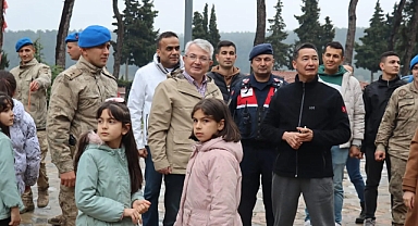 Altıeylül’de Şehit ve Gazilerimizin Emanetleri Konakpınar Gençlik Merkezi’nde Misafir Edildi