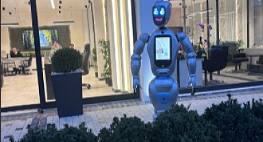 Cüneyt Demir Sigorta’dan Bir İlk: Türkiye’nin İlk ve Tek Sigortacı Robotu POLİ Göreve Başladı