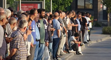 İzmir’de 23 Bin İşçinin Grevi Ulaşımda Yoğunluğa Yol Açtı