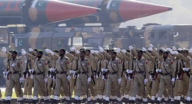 Pakistan Hindistan'a Karşı Orduya 