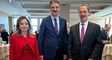 Vakıflar Haftası’nda Cumhurbaşkanlığı Külliyesi’nde Anlamlı Program : Türk Mermer Maden Vakfı da Yerini Aldı