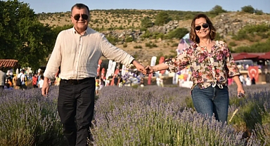 Altıeylül’de Morun ve Güneşin Buluştuğu Rüya: Lavanta Günleri Coşkuyla Kutlandı