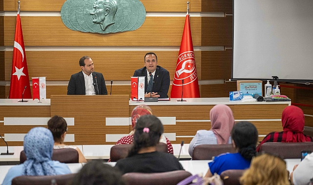 Bornova’da Reçel Festivali İçin İş Birliği Protokolü İmzalandı: Üreticilere Eğitim ve Hijyen Desteği