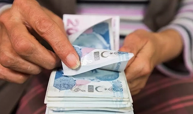 Emekliler İçin Yeni Maaş Düzenlemesi Yolda: İşte Üç Farklı Zam Seçeneği