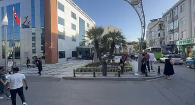 Kocaeli Darıca’da Zabıta Personelinin İntihar Girişimi: Belediye Başkanı Yaralandı