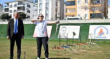 Muratpaşa Belediyesi Yaz Dönemi Spor Okulları Başlıyor: Okçuluk Kurslarıyla Yeni Mete Gazoz’lar Yetişecek