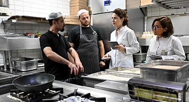Muratpaşa’da Gold Town Gıda Güvenliği ve Hijyen Sertifika Programı Kapsamında İlk Denetim Yapıldı