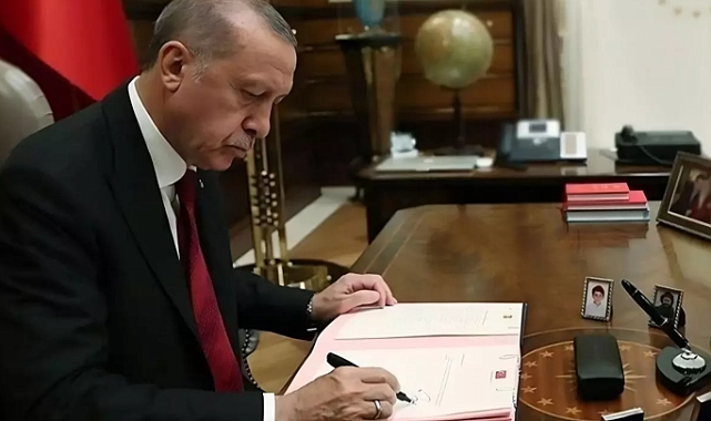 Cumhurbaşkanı Erdoğan, İki Mahkumun Kalan Hapis Cezalarını Kaldırdı