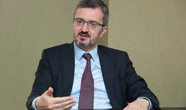 Cumhurbaşkanlığı İletişim Başkanlığı’nda Görev Değişimi: Burhanettin Duran’dan İlk Açıklama