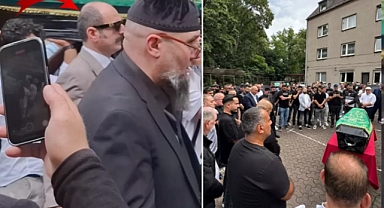 Firari Zekeriya Öz, Muhammed Yakut'un Almanya'daki Cenazesinde Ortaya Çıktı