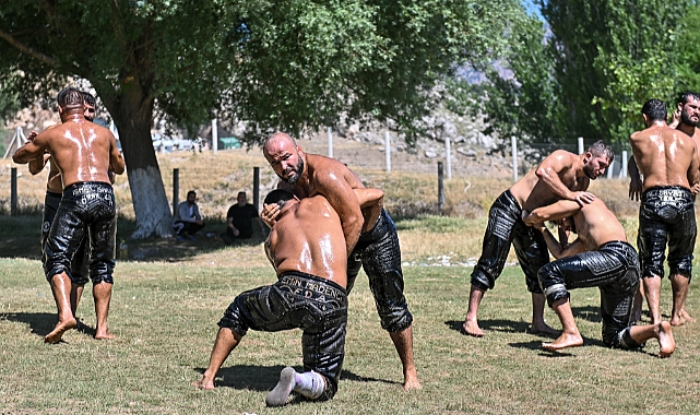 Muratpaşa Belediyespor’un Başpehlivanı Orhan Okulu, 664. Kırkpınar Yağlı Güreşleri İçin Tam Hazır